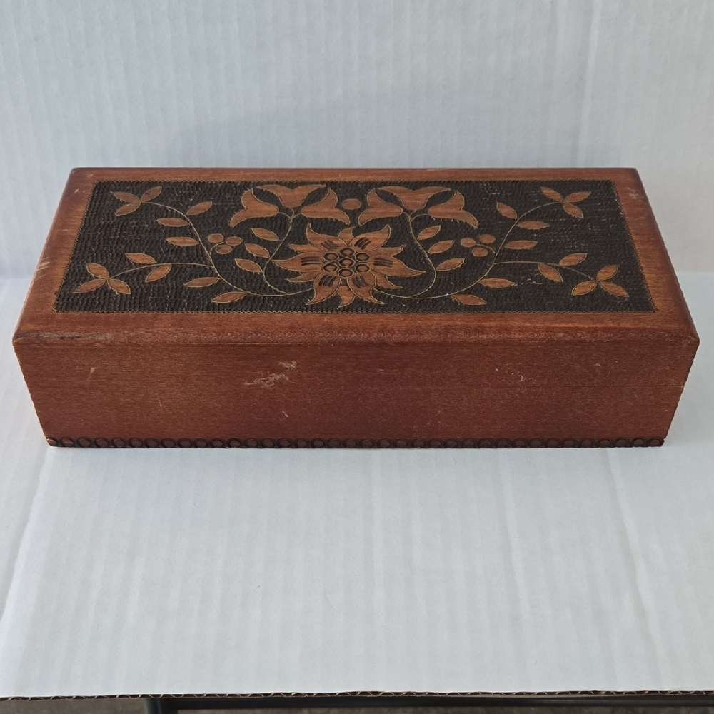 Made in Poland Wooden Box Inlaid w/Brass Floral Design EUC 10.75"x2.5"x5"
